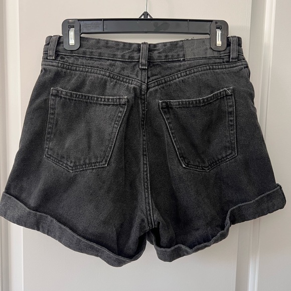 Monki Black Denim Jean Shorts - Picture 2 of 4